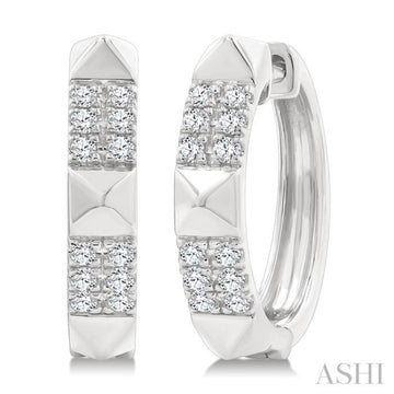 1/4 Ctw Round Cut Diamond Pyramid Huggie Earrings in 10K White Gold